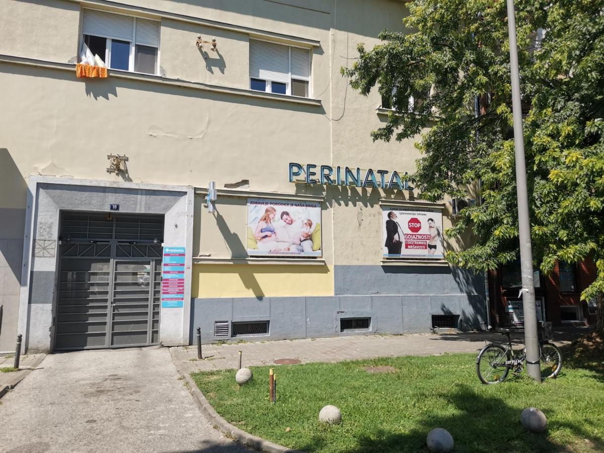 Ris Central Apartments Novi Sad Exteriör bild