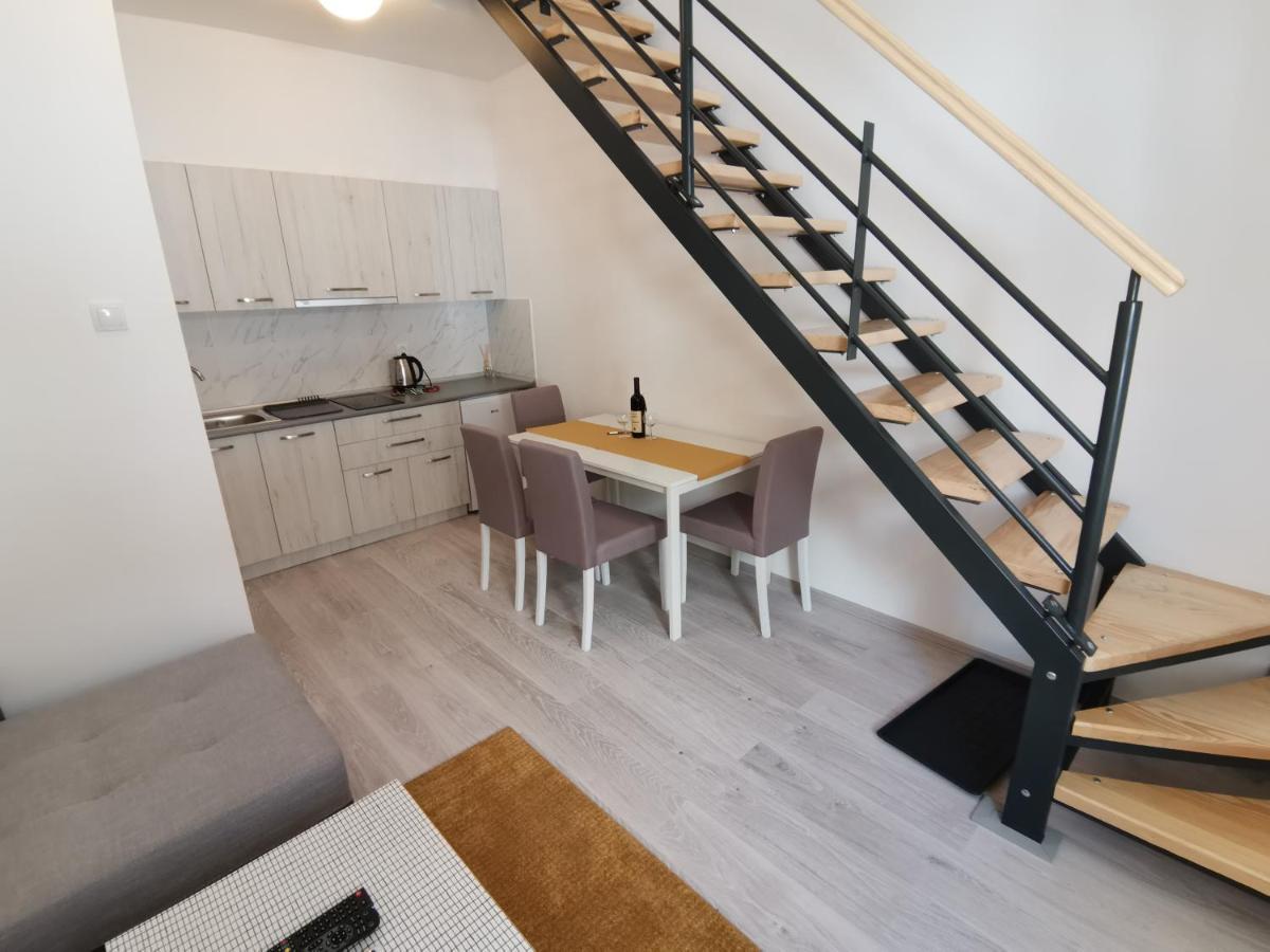 Ris Central Apartments Novi Sad Exteriör bild