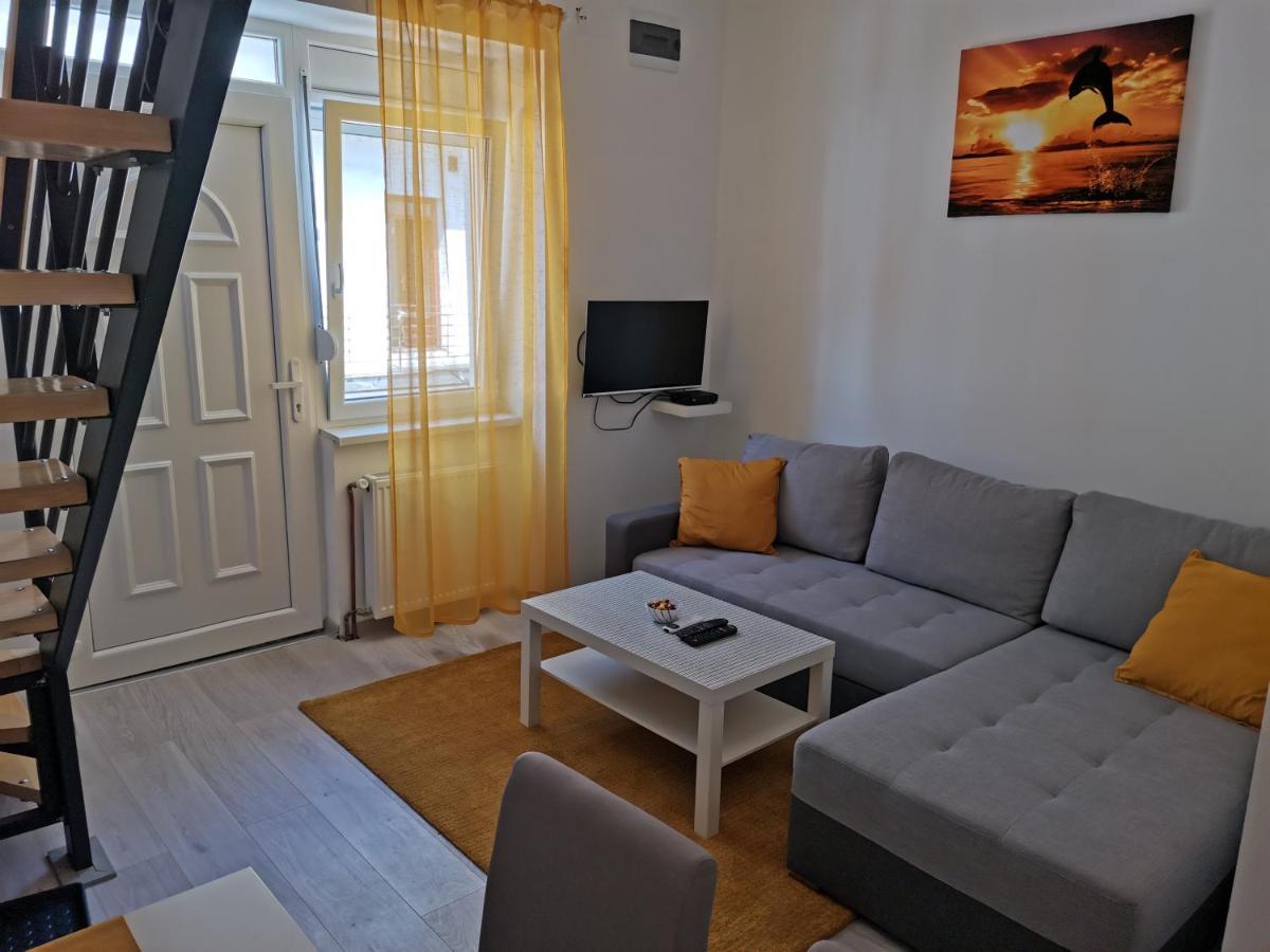 Ris Central Apartments Novi Sad Exteriör bild